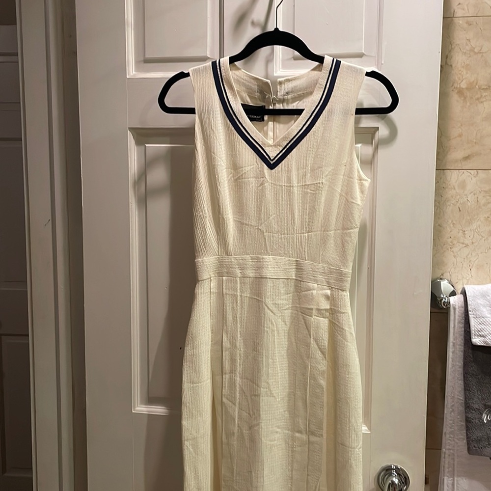 Beige with blue